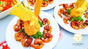 Món thịt xông khói cuộn tôm