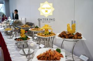 Công ty TNHH Neon đã chọn riêng cho mình tiệc buffet mới lạ