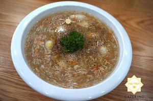 Món Soup tôm cua trứng cút