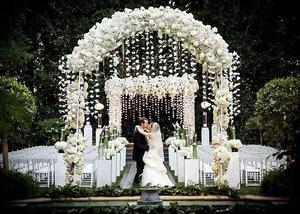 Bật mí phong cách trang trí cổng cưới ấn tượng khi tổ chức tiệc tân hôn